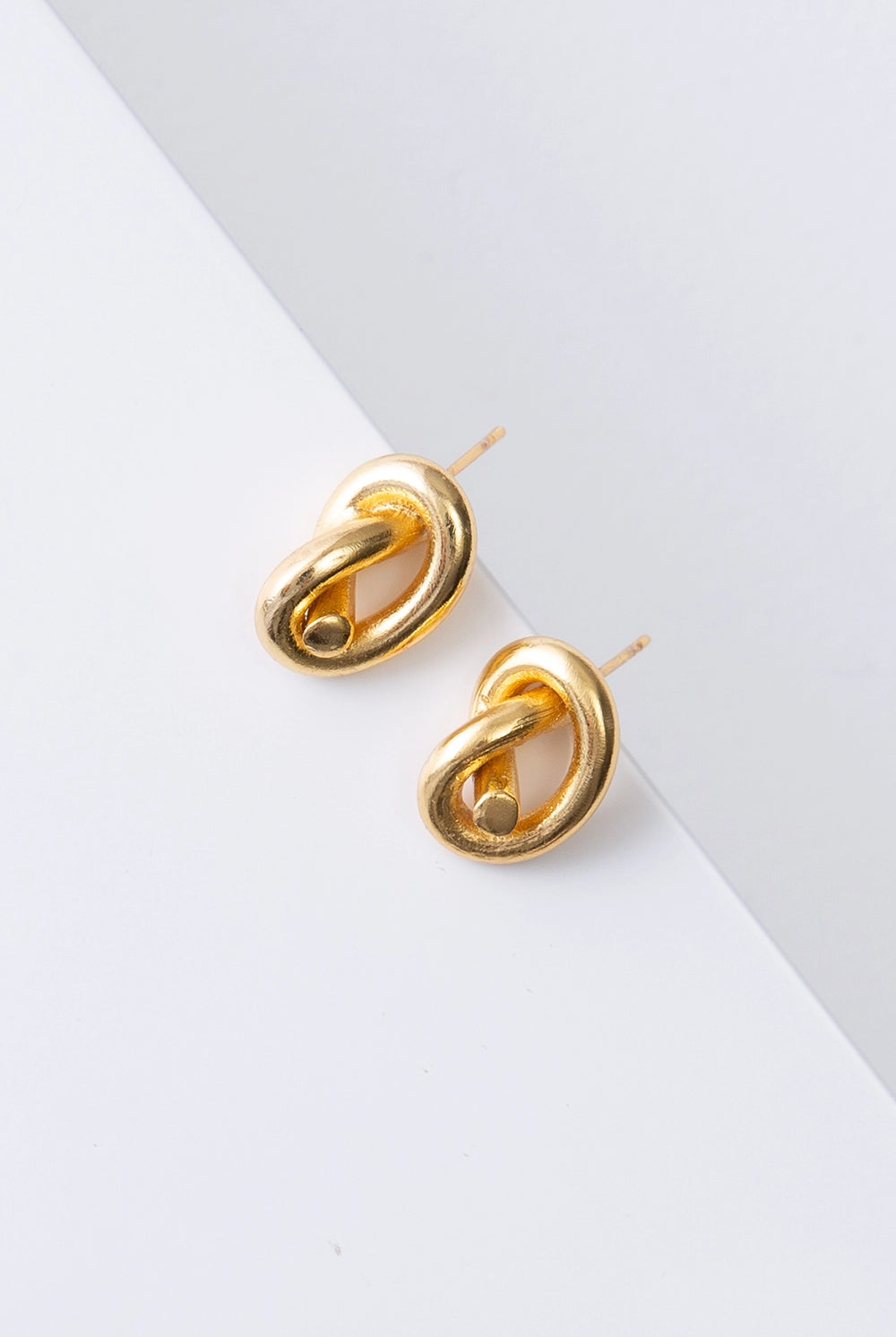 Gold Knot Studs - EARRING