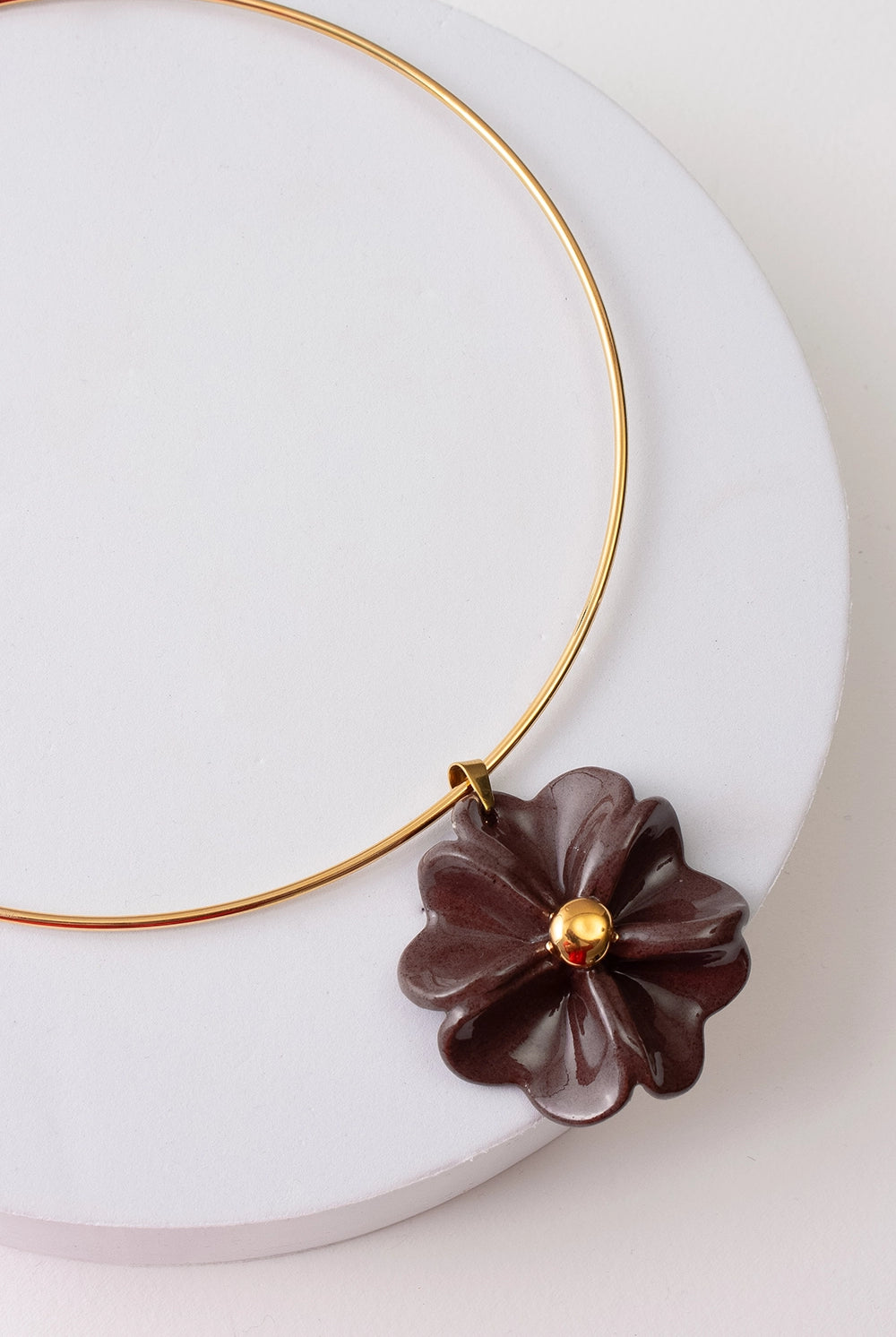 Gold Touch Collar - NECKLACES