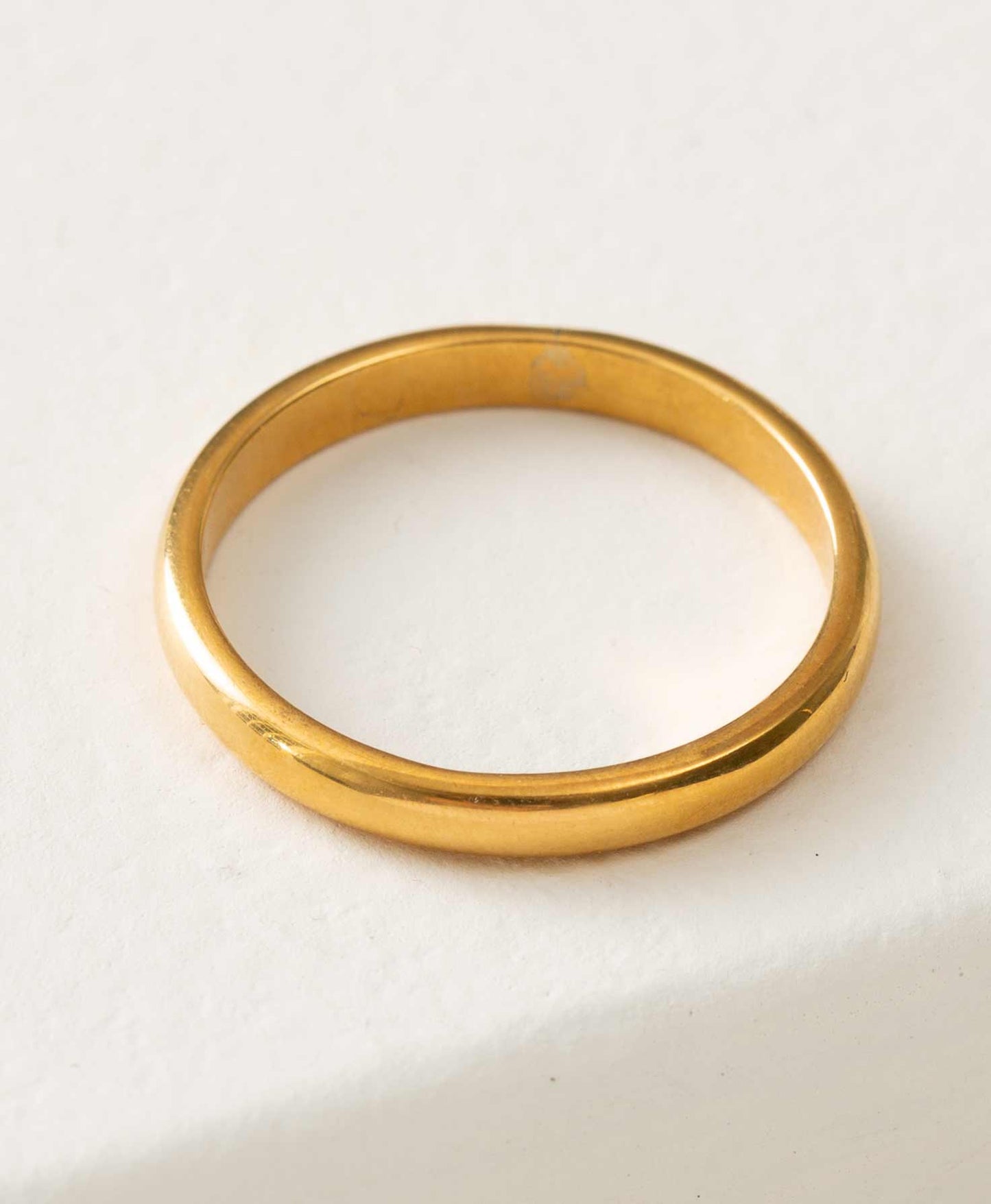 Gold Ring Bar