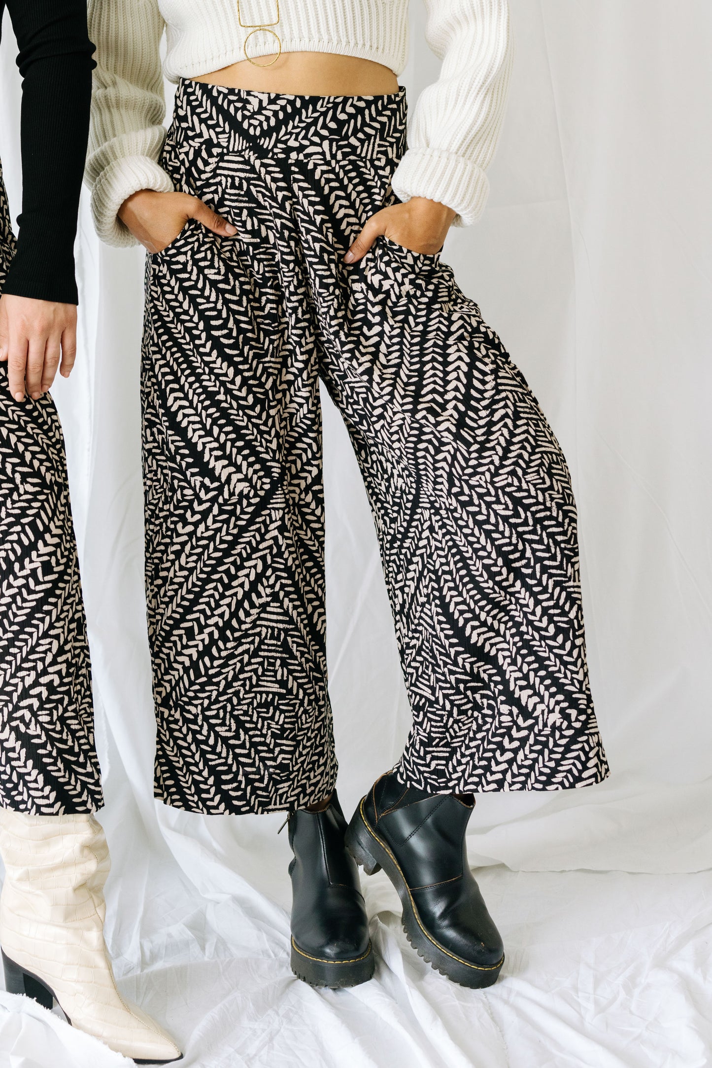 Easy Crop Trouser Kawa