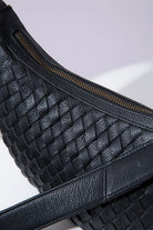 Crescent Sling Woven Leather Noir - HANDBAGS