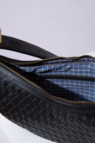 Crescent Sling Woven Leather Noir - HANDBAGS