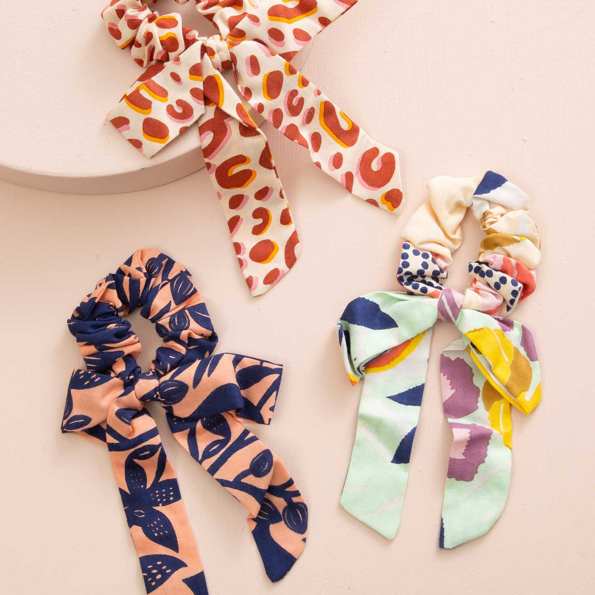 Breezy Bow Scrunchies Set of 3