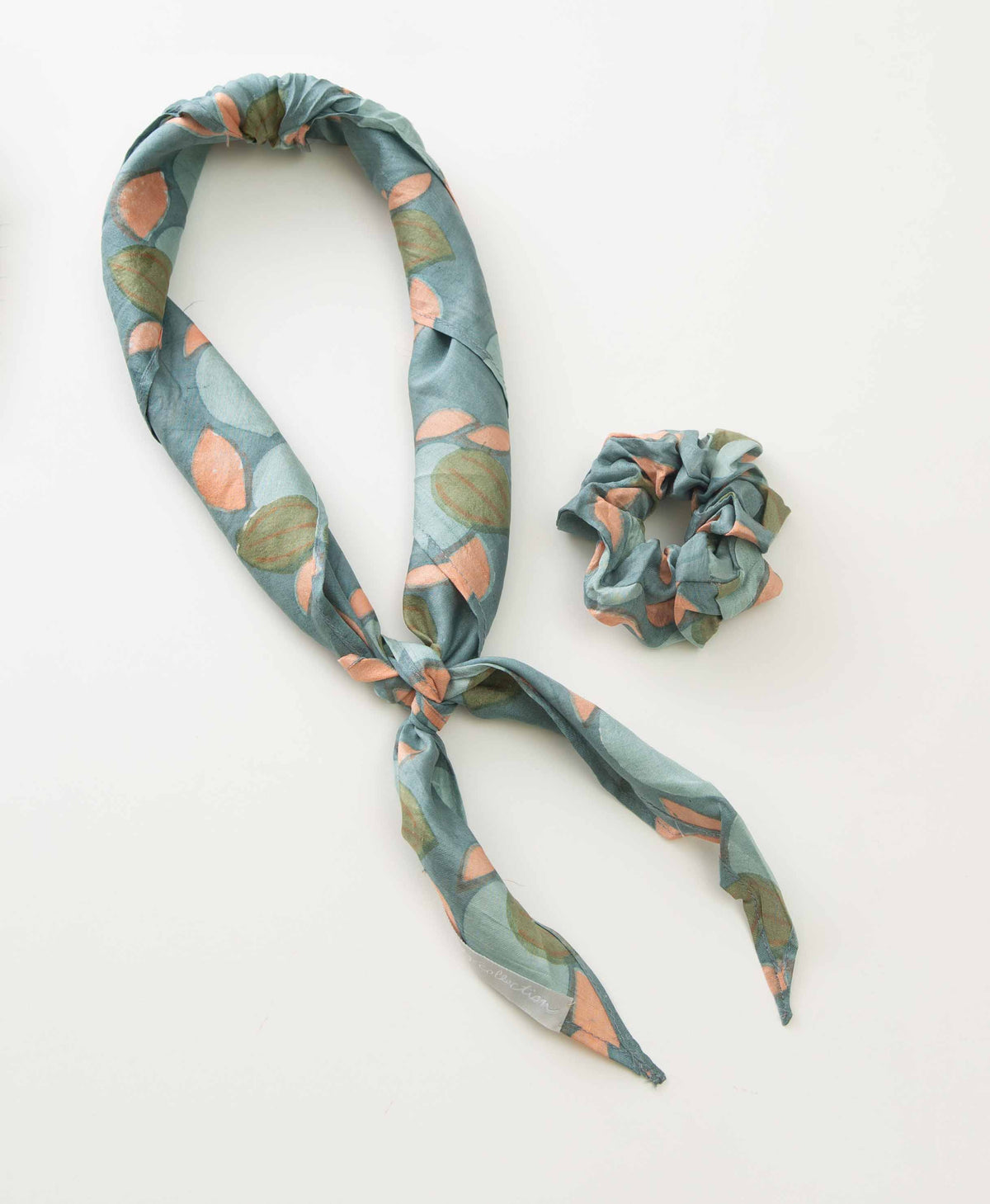 Hair Scarf / Scrunchie Lot Scarf Scrunchie - DARK BLUE & PINK TROPICAL – Kitty Hawk Kites main image 3